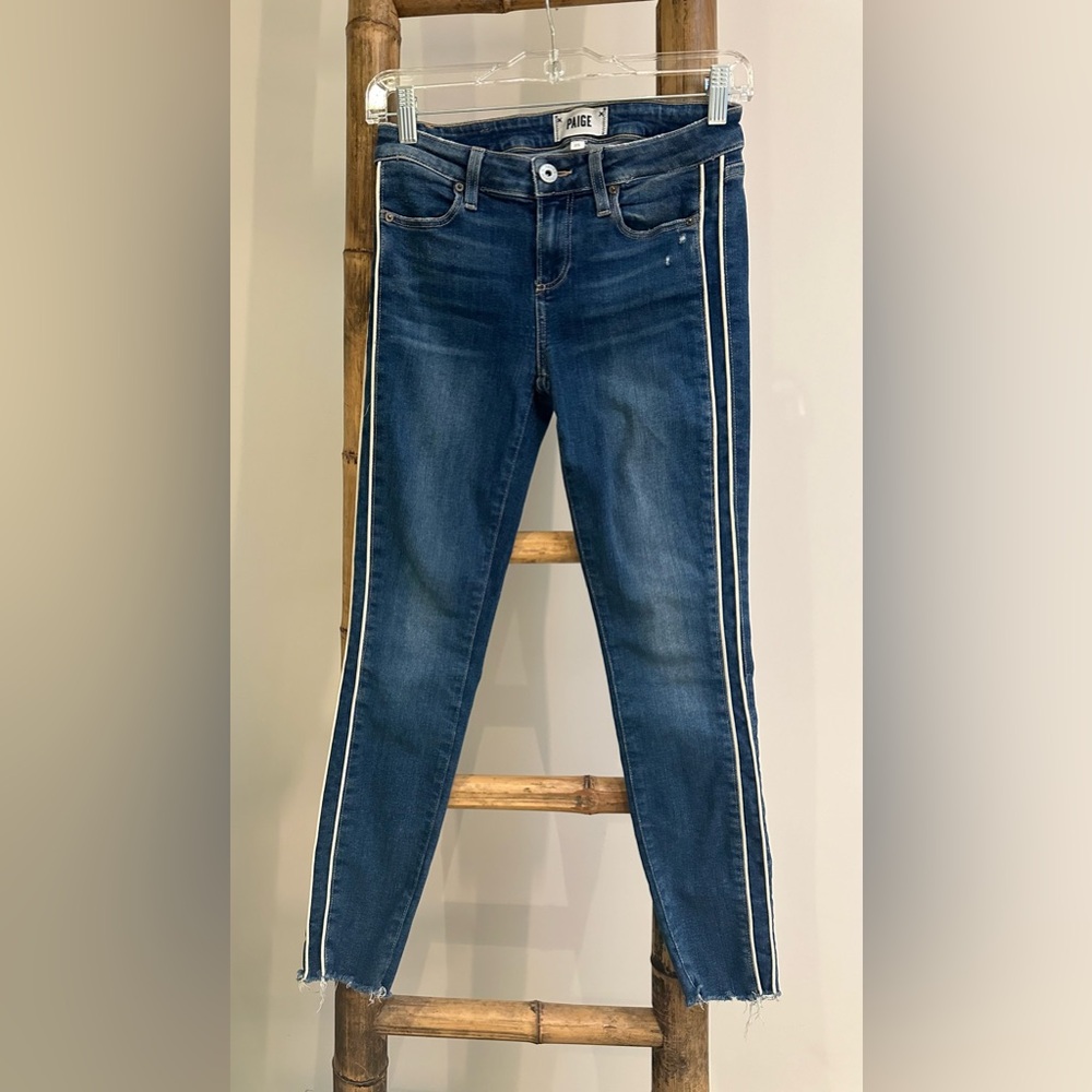 PAIGE Verdugo Piping ankle jeans size 25 in beautiful condition
